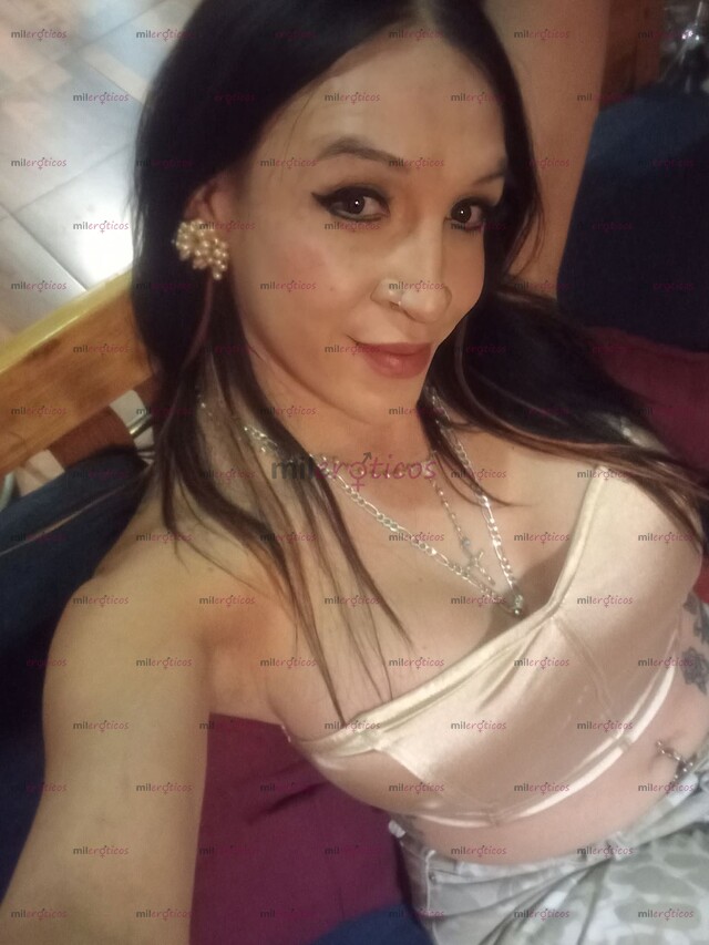 FOTOS DE SOY ELIZABETH PELÍNEGRA CALIENTE Y COMPLACIENTE LISTA PARA TI