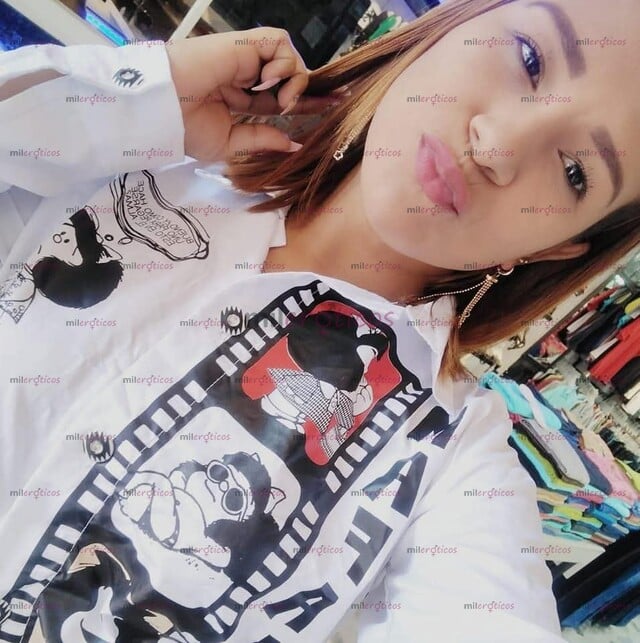 FOTOS DE POCOS DÍAS BELLA CHICA MUY CALIENTE Y CON EL MEJOR ORAL Y UNA VAGINA MOJADITA