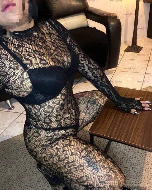 FOTOS DE HOLA SOY UNA CHICA GORDIBUENA MORENITA ME ENCANTA COJER VEN CONOSE MI RIKO SERV