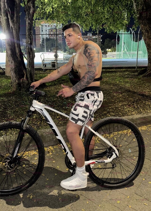 FOTOS DE CHICO EXCLUSIVO COMPLACIENTE, LO QUE BUSCAS POCOS DÍAS