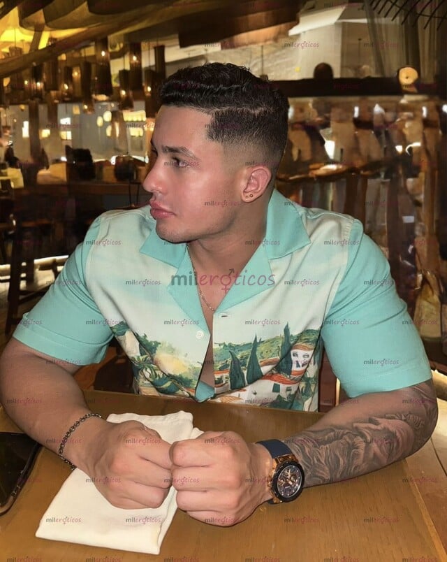 FOTOS DE MUSCULOSO EN LA CIUDAD, CALIENTE VARONIL DISCRETO