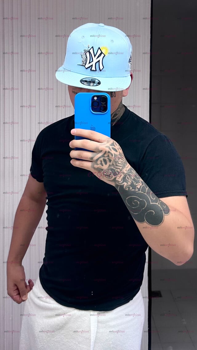 FOTOS DE DOMINIC, TATUADITO GUERITO SERVICIO DE CALIDAD MUY LECHERO.