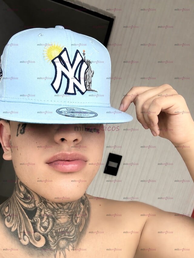 FOTOS DE DOMINIC, TATUADITO GUERITO SERVICIO DE CALIDAD MUY LECHERO.