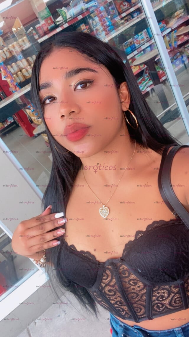 FOTOS DE MORENITA CON NALGAS GRANDES DE 19 AÑITOS DISPUESTA A COMPLACERTE
