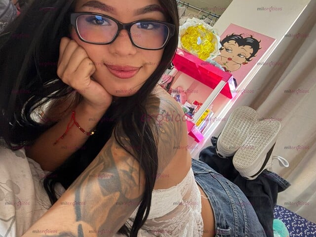 FOTOS DE BONITA DLGADA ANTOJABLE CON GANAS DE MUCHA DIVERSIÓN