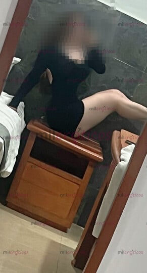 FOTOS DE CHICA TRAVIESA CON GANAS DE PORTARSE MAL, JUGAMOS RICO UN RATO?