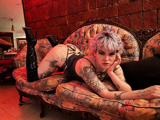 FOTOS DE DOMINATRIX PROFESIONAL, ARGENTINA TATUADA Y SADICA