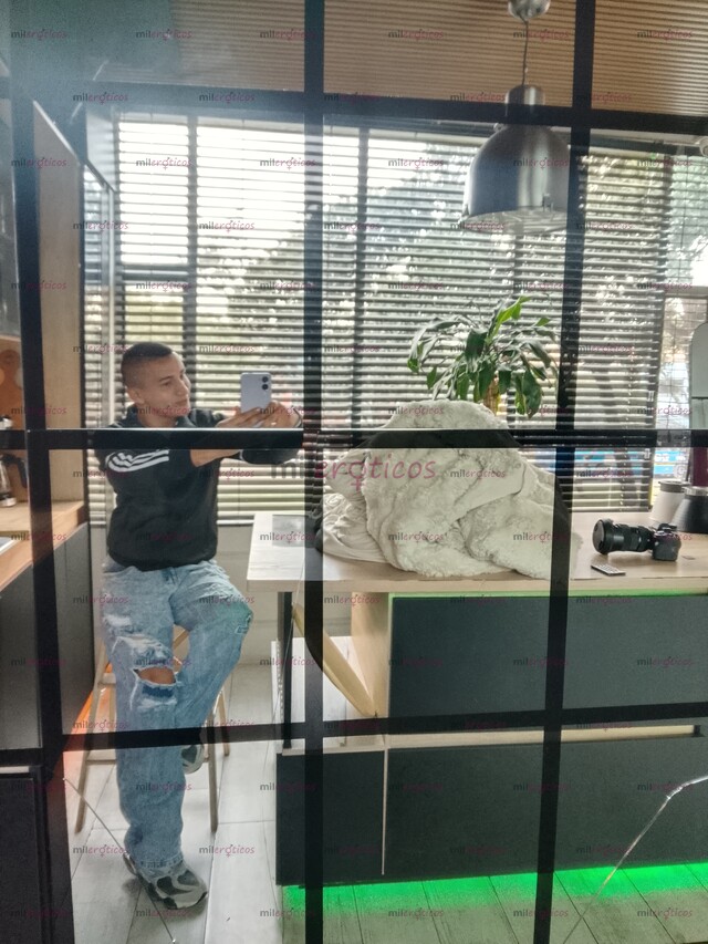 FOTOS DE POLLO CALIENTE CON GRANDES NALGAS Y GANAS DE COMPLACER TE ENCANTARA