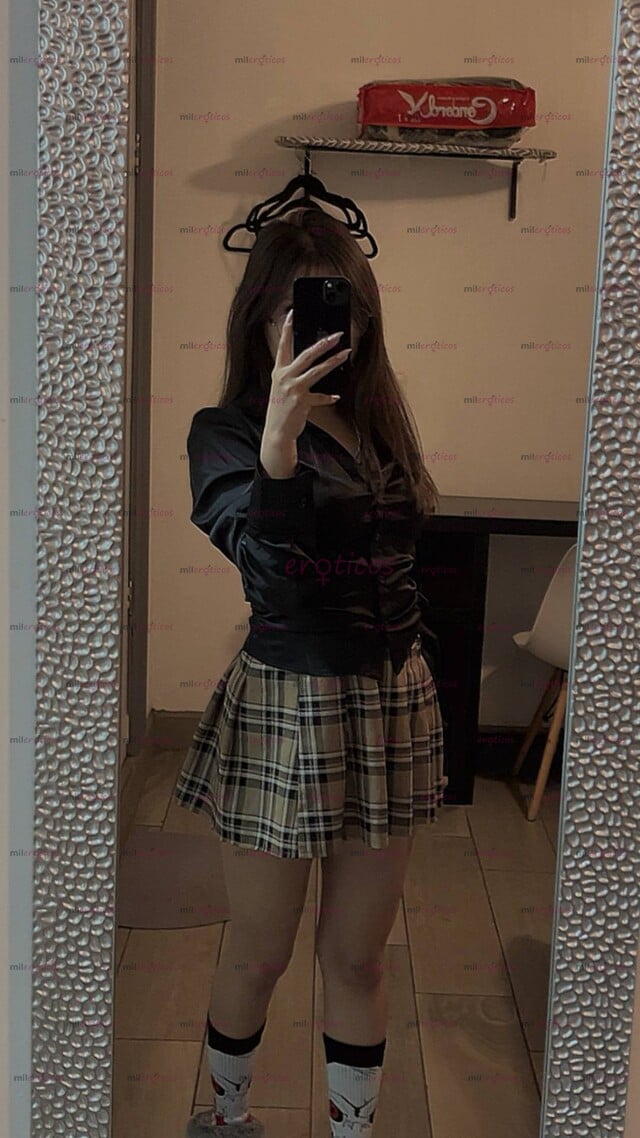 FOTOS DE FLAQUITA ESTILO GOTICA, BUENA ONDA Y CACHONDITA PARA TI BBY