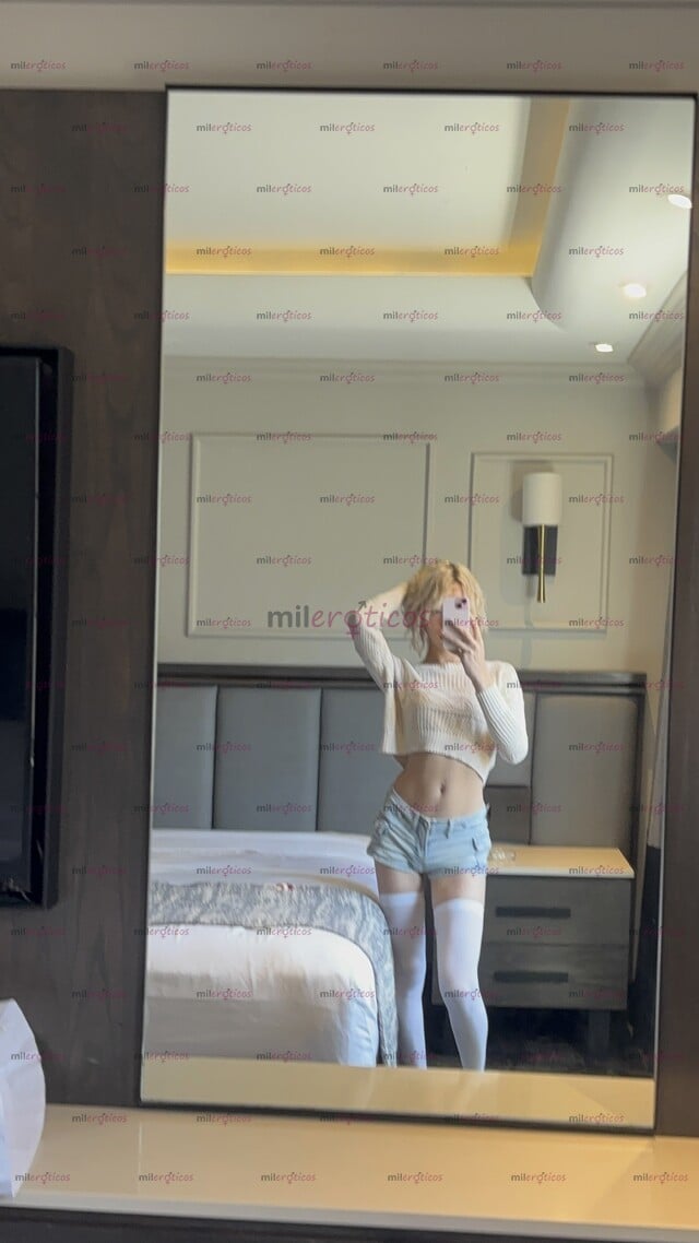 FOTOS DE PRETTY TRANS FEM , BLONDE, RUBIA, GÜERA Y DELGADA, NALGÓNSITA PASIVA