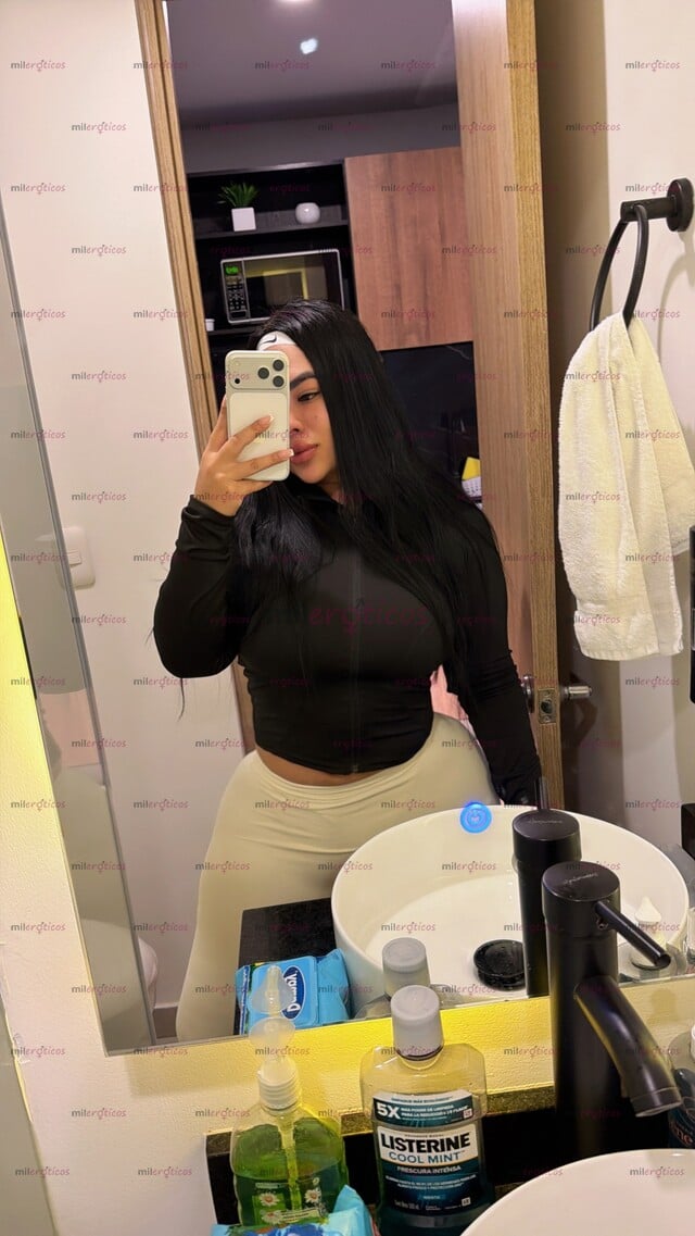 FOTOS DE CATA HERMOSA PELI NEGRA DISPUESTA A COMPLACERTE