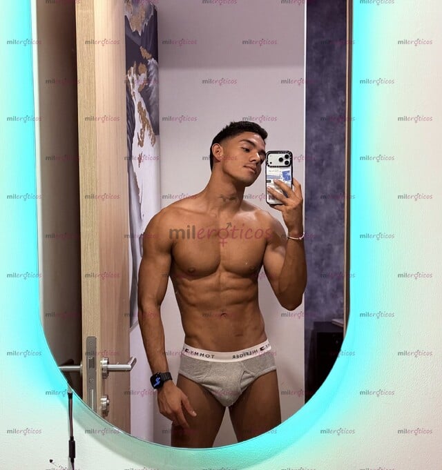 FOTOS DE VENEZOLANO CALIENTE PUESTO PARA COMPLACERTE EL TIEMPO QUE SEA NECESARIO