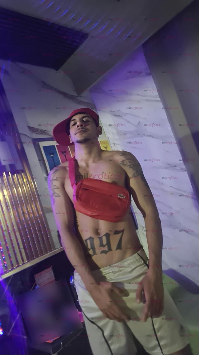 FOTOS DE VATO CHACAL TATUADO TWUNK VERGÓN, MASCULINO Y ATLÉTICO