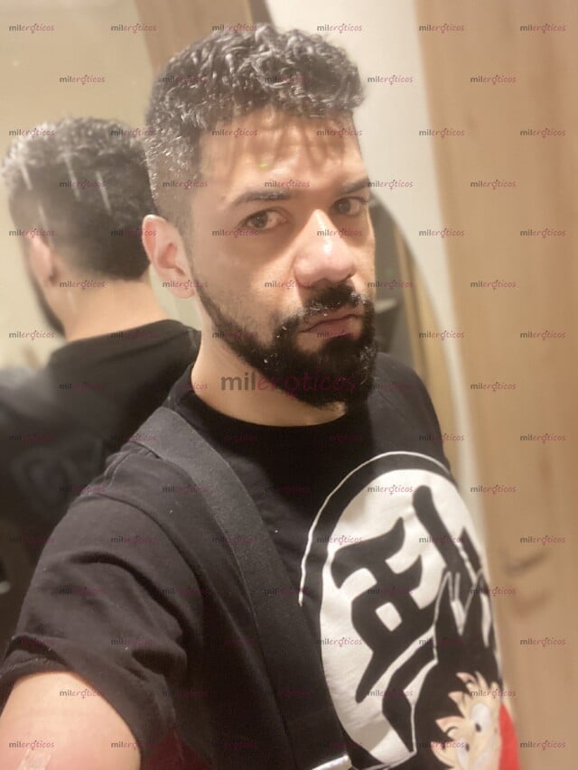 FOTOS DE HETERO VERGÓN Y AGUANTADOR QUIERE COMPLACERTE