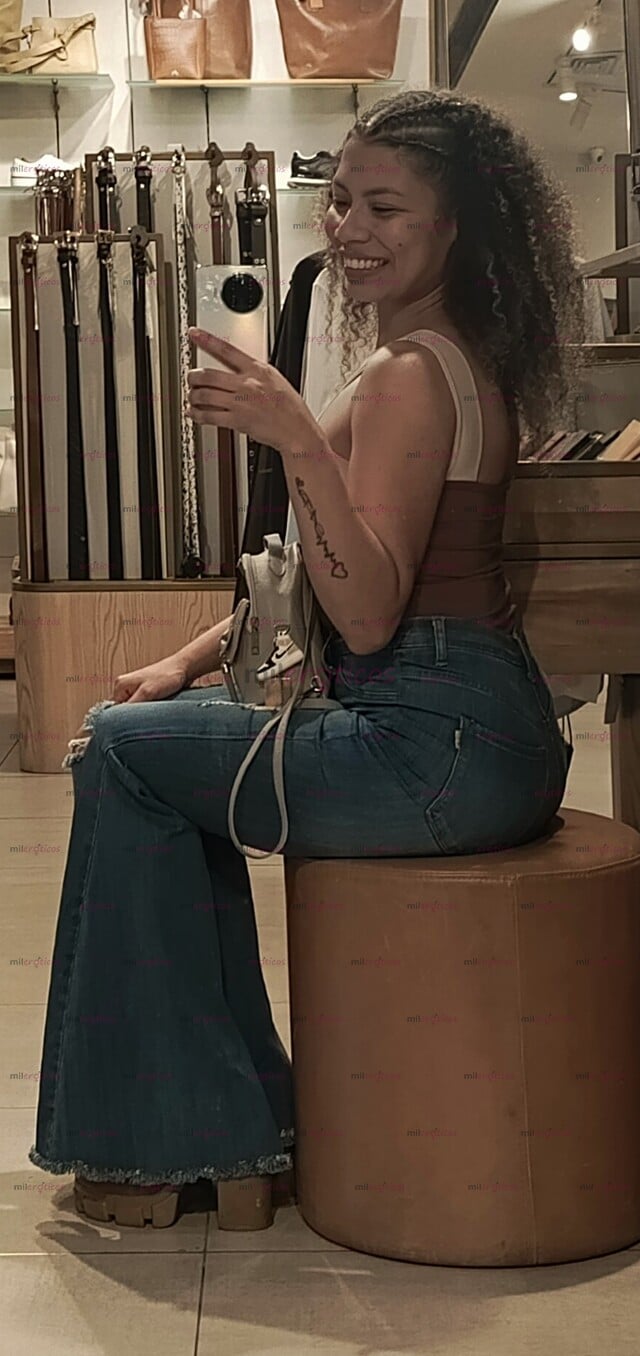 FOTOS DE HOLA MIS AMORES, SOY UNA MORENA COLOR CANELA COMPLACIENTE Y CALIENTE