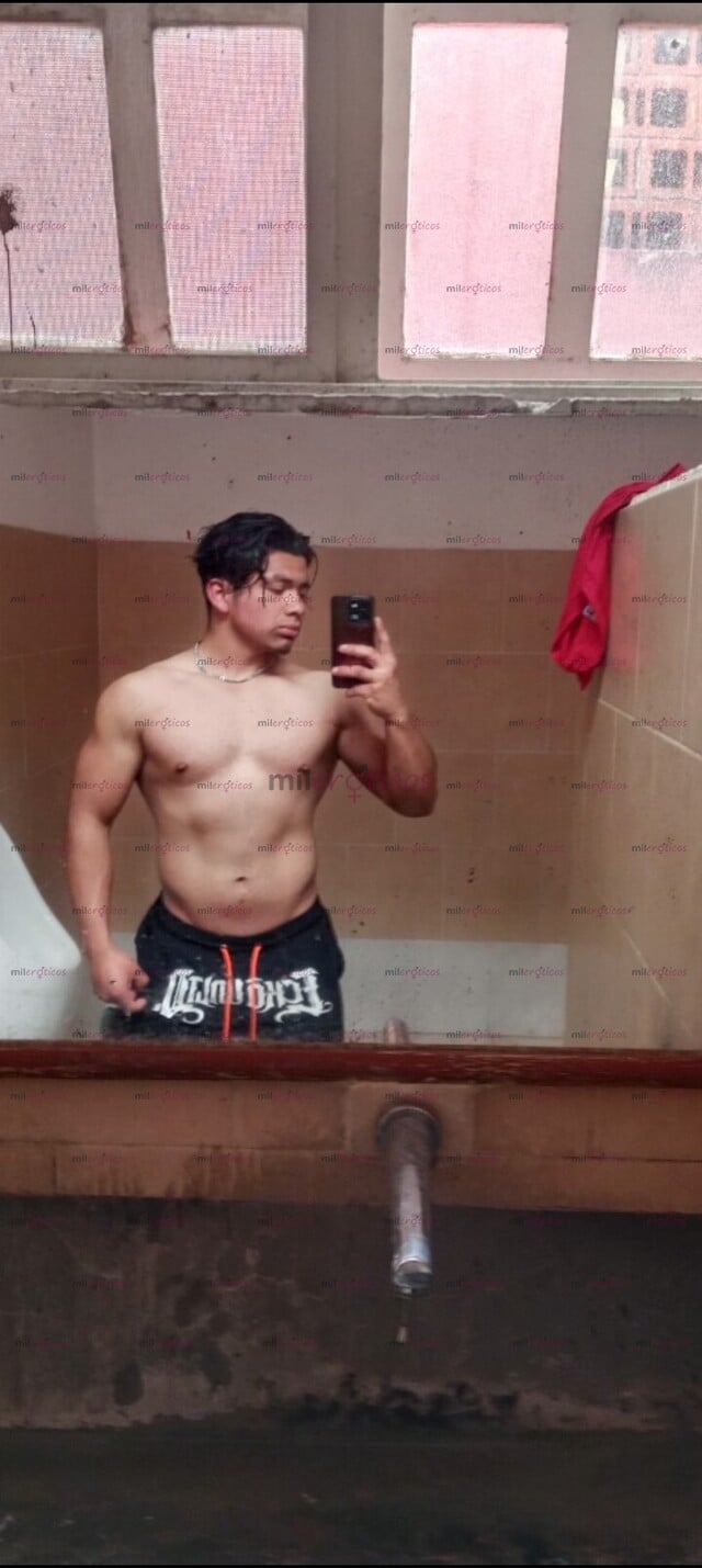 FOTOS DE EL BRANDON LISTO PARA DARTE LA COGIDA QUE TANTO HAS DESEADO