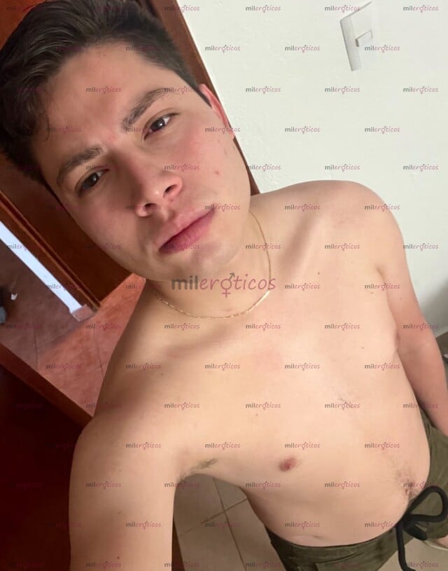 FOTOS DE CHAVO JOVEN Y COMPLACIENTE PARA CUALQUIER OCASIÓN