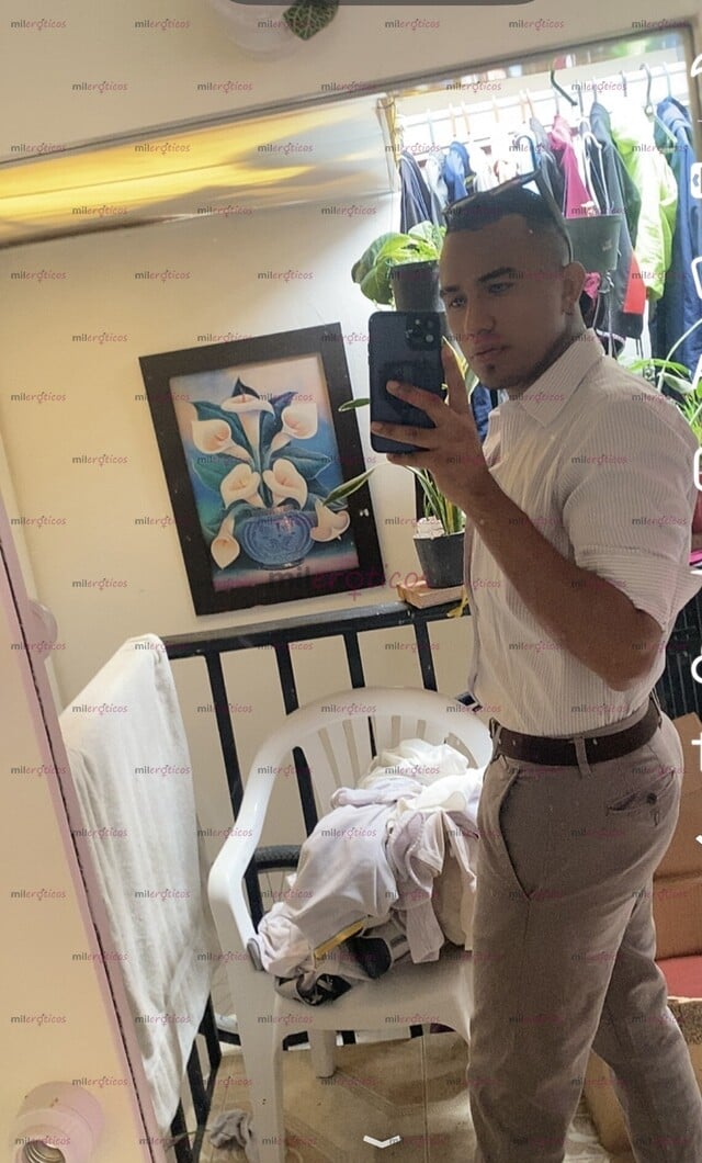FOTOS DE ANGEL CHICO MALO POCOS DIAS EN MANIZALES DISPUESTO A CUMPLIR TODOS TUS CAPRICHOS
