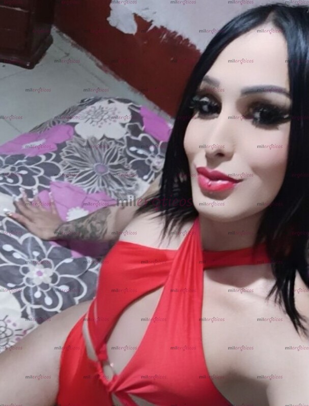 FOTOS DE REYNA ROJA HERMOSA COMPLACIENTE REAL UNA SIRENA DE SUEÑO LISTA PARA HACERLOS RE