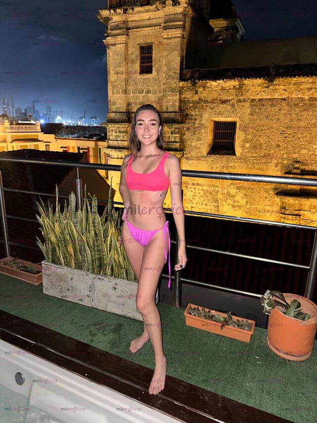 FOTOS DE PETIT COLOMBIANA DELGADA APRETADITA $3.500, ESTOY EN CANCÚN A TUS ÓRDENES PAPI