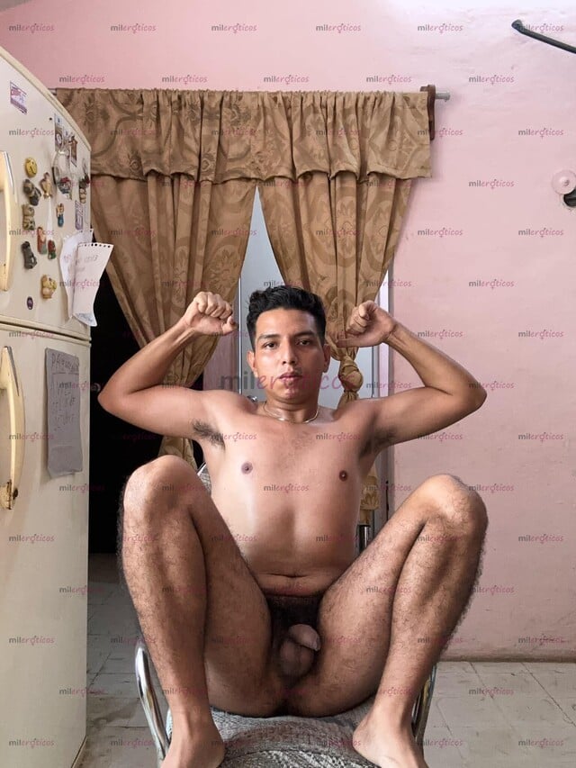 FOTOS DE MACHOTE DE 22 AÑOS ESPERÁNDOTE CON LA VERGA DURA PARA COMPLACERTE