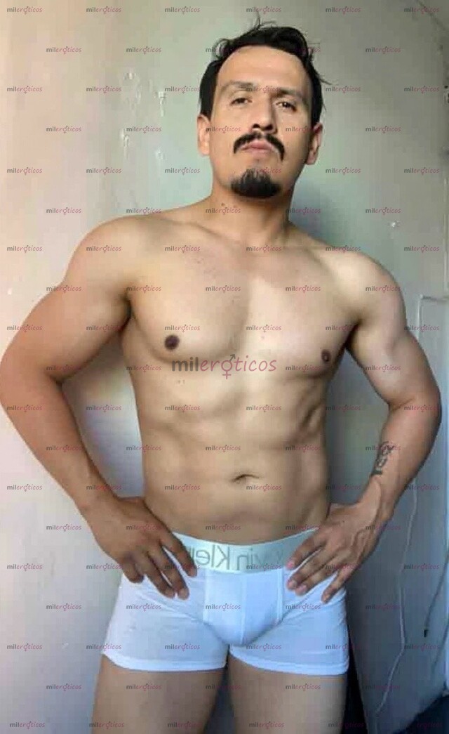FOTOS DE MACHO ACTIVO , SIENTE EL PLACER DE UN HOMBRE AGUANTADOR