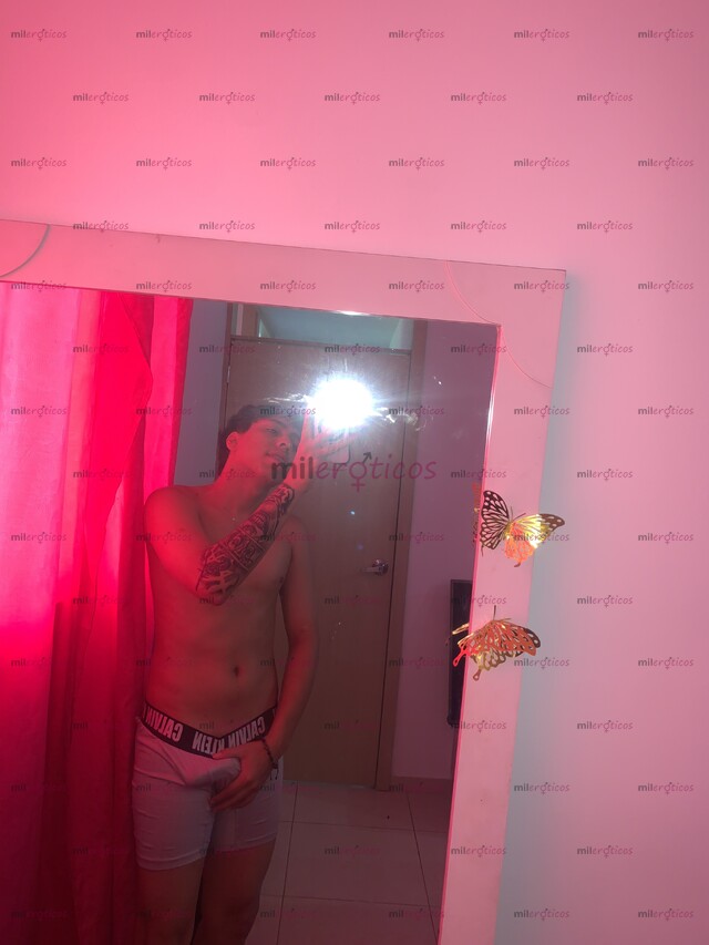 FOTOS DE SOY CHICO JOVEN PARCHADO SI AFÁN LISTO PARA SATISFACER TUS GUSTOS