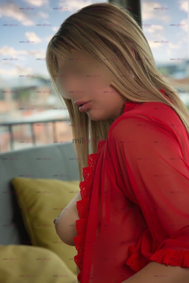 FOTOS DE RUBIA! CON BUEN LÉXICO! CARA ANGELICAL! VAGINA HÚMEDA CUERPO NATURAL