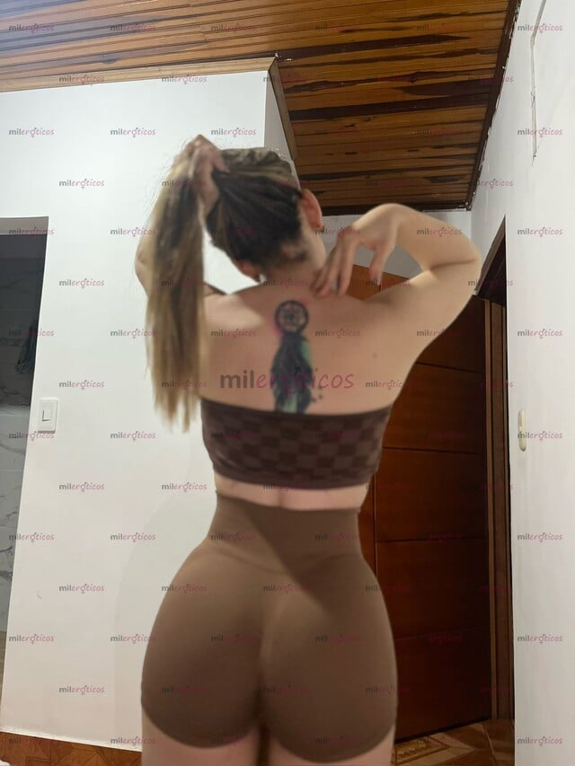 FOTOS DE HERMOSA MUJER TRANS DULCE Y MUY FEMENINA DISPUESTA A COMPARTIR CONTIGO