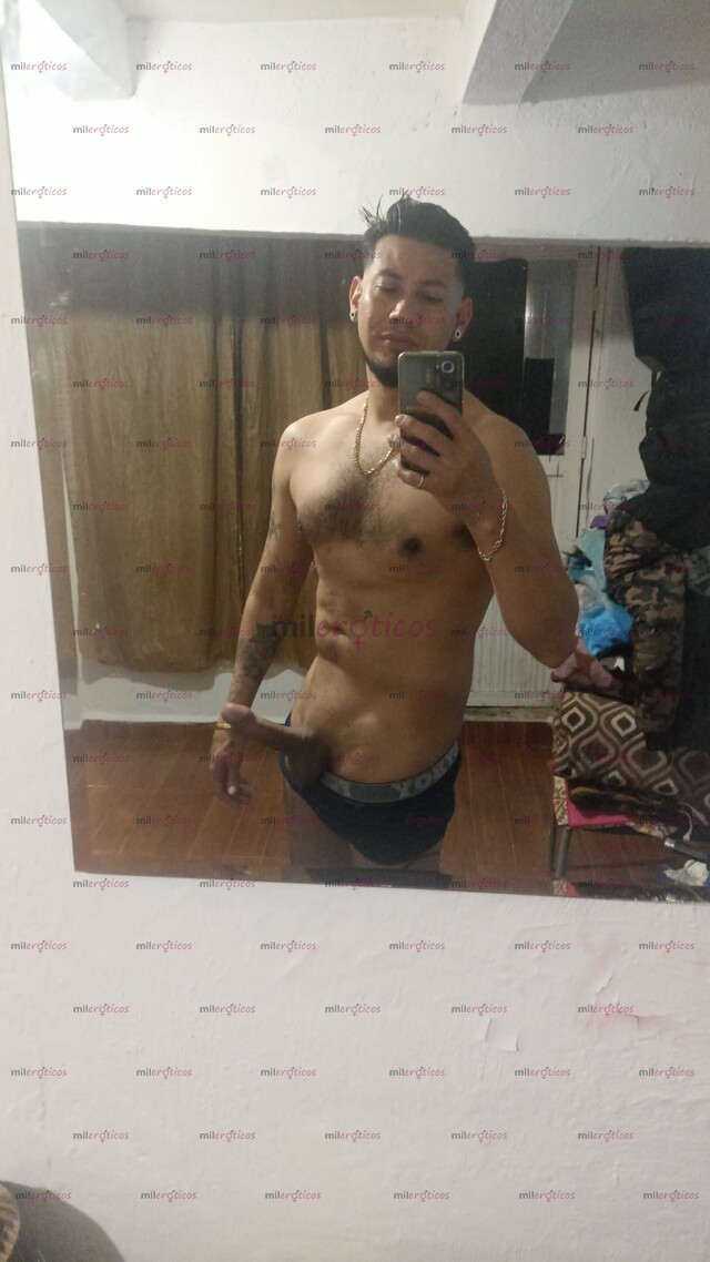FOTOS DE SOY UN CHICO VERGON DISPUESTO A CUMPLIR TUS MÁS ENFERMAS FANTASÍAS Y FETICHES