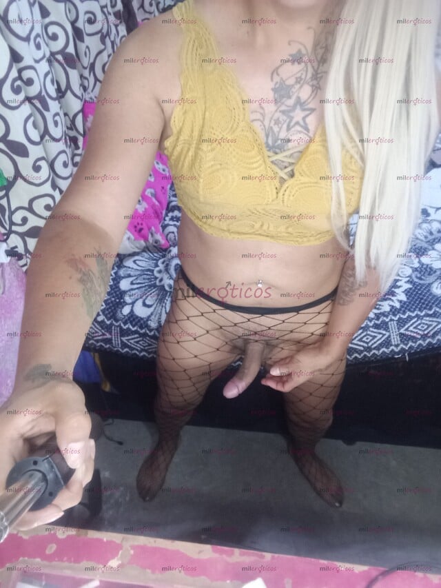 FOTOS DE ALEXIA TENGO GANAS DE UN CULITO QUE SE COMA MI VERGA