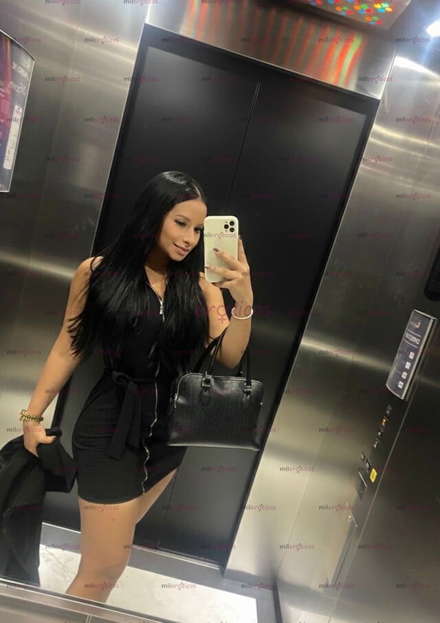 FOTOS DE DIVERTIDA, SEXY Y BONITA SCORT MUY FINA ACCESIBLE PARA TODO TIPO DE EVENTOS