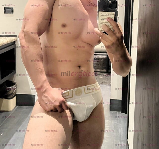 FOTOS DE JHONATAN LATINO ENGLISH SPANISH HOT COMPAÑÍA ATLÉTICO