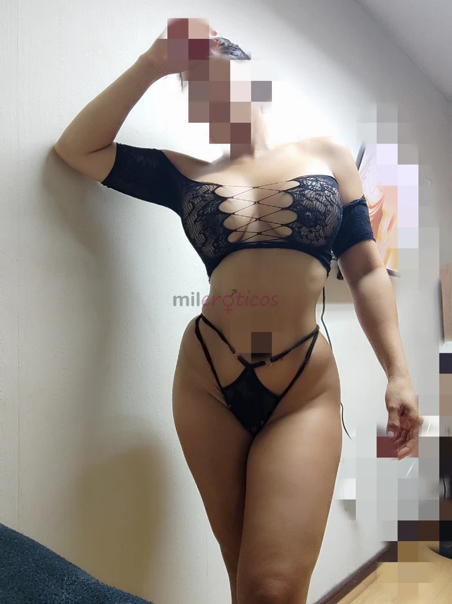 Morbosa caliente y jugosa me gusta el morbo la fantasia el coqueteo mutuo soy super caliente vas a sentir cada uno de mis orgasmos voy a gemir rico al...