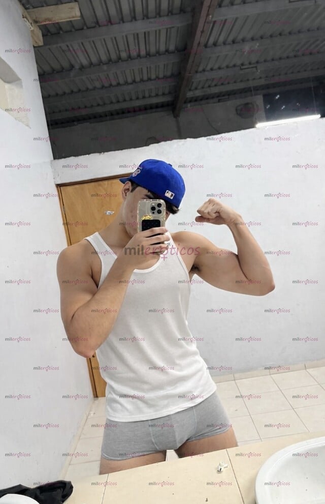 FOTOS DE CHAVITO SÚPER CACHONDO CON GANAS DE TODO Y DISPONIBLE PARA TI