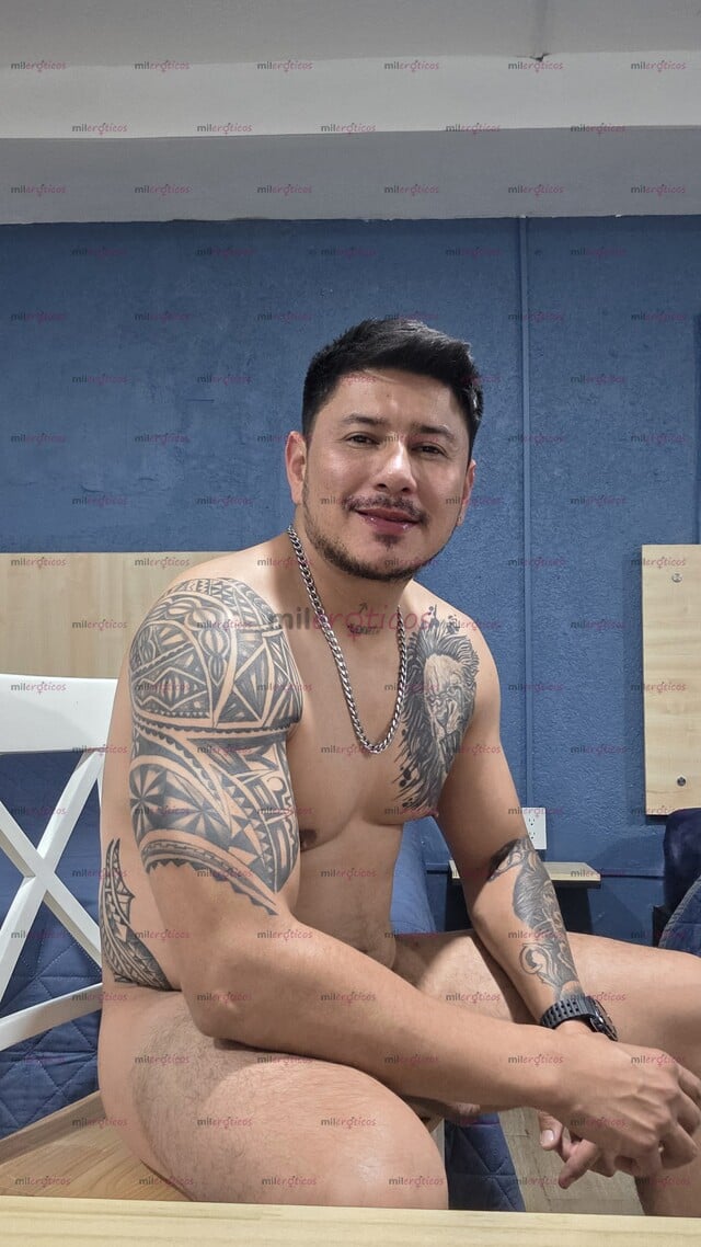FOTOS DE NORTEÑO CALIENTE Y JUGUETON CON MUY BUENA VERGA