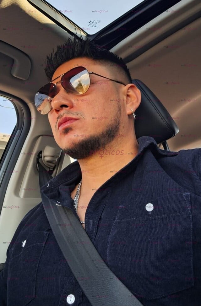 FOTOS DE NORTEÑO CALIENTE Y JUGUETON CON MUY BUENA VERGA