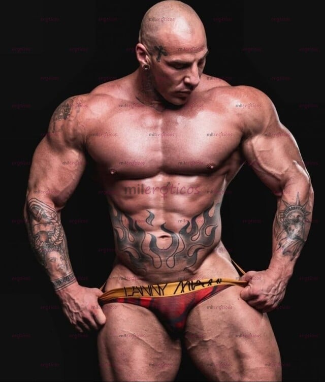 FOTOS DE JULIUS PRO CULTURISTA FRANCÉS 120KG DE PASO POR LA CIUDAD DE MÉXICO
