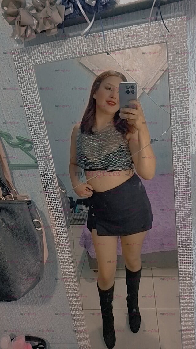 FOTOS DE CHICA LILI CACHONDA Y ARDIENTE . CHICA DE ALTO NIVEL . QUE SE ACOMODA A TODO