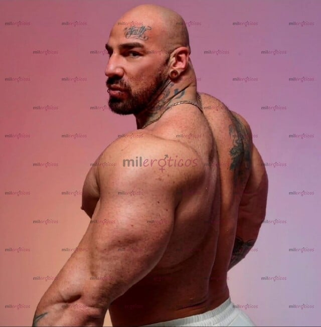 FOTOS DE JULIUS PRO CULTURISTA FRANCÉS 120KG DE PASO POR LA CIUDAD DE MÉXICO