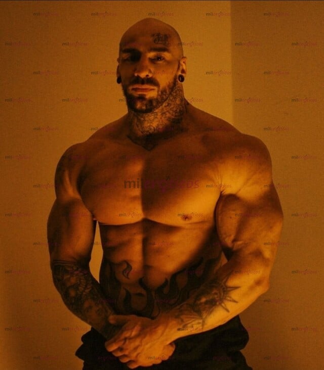 FOTOS DE JULIUS PRO CULTURISTA FRANCÉS 120KG DE PASO POR LA CIUDAD DE MÉXICO