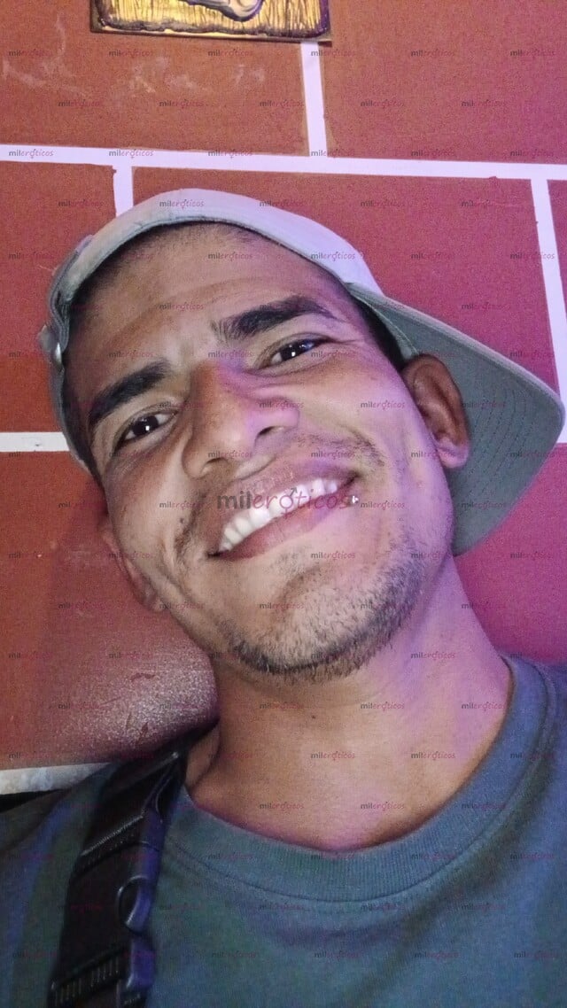 FOTOS DE HOLA SOY UN CHICO COSTEÑO LISTO Y PREPARADO PARA COMPLACERTE