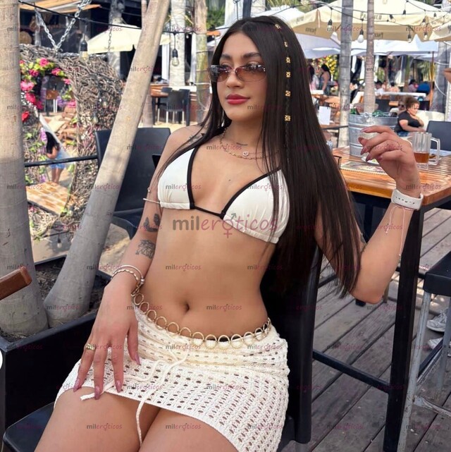 FOTOS DE CHICA SENSUAL E IRRESISTIBLE PARA FIESTAS PRIVADAS