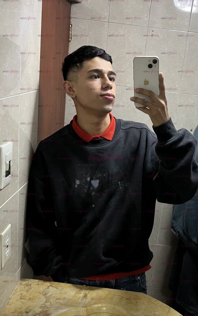 FOTOS DE TWINK CON GANAS DE COMPLACERTE EN TODO LO QUE DESEAS