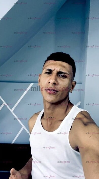 FOTOS DE FLACO DISPUESTO A COMPLACER TODAS TUS FANTASÍAS
