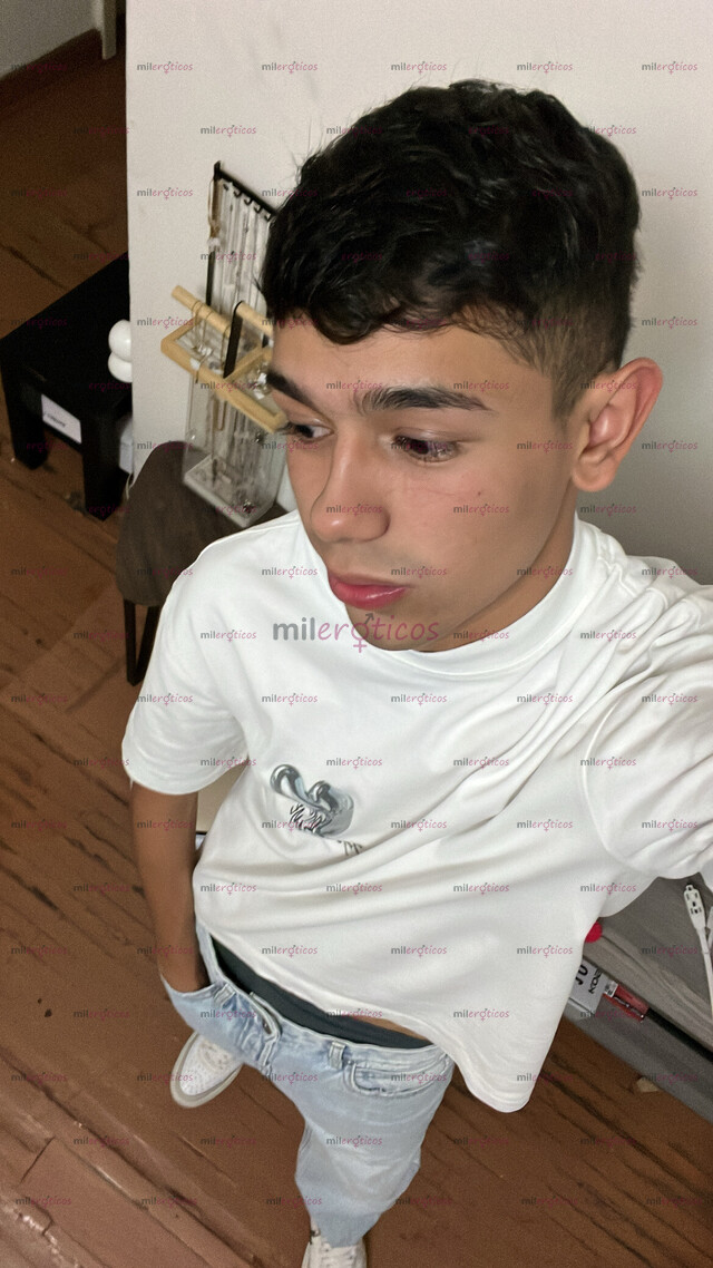 FOTOS DE TWINK CON GANAS DE COMPLACERTE EN TODO LO QUE DESEAS
