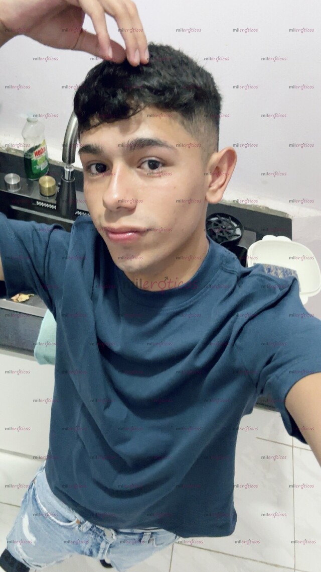 FOTOS DE TWINK CON GANAS DE COMPLACERTE EN TODO LO QUE DESEAS
