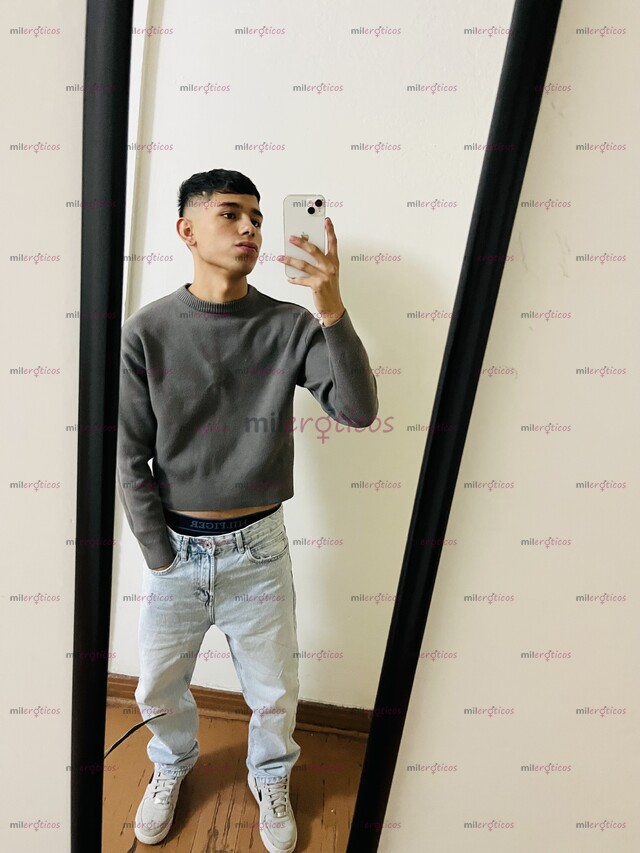 FOTOS DE TWINK CON GANAS DE COMPLACERTE EN TODO LO QUE DESEAS