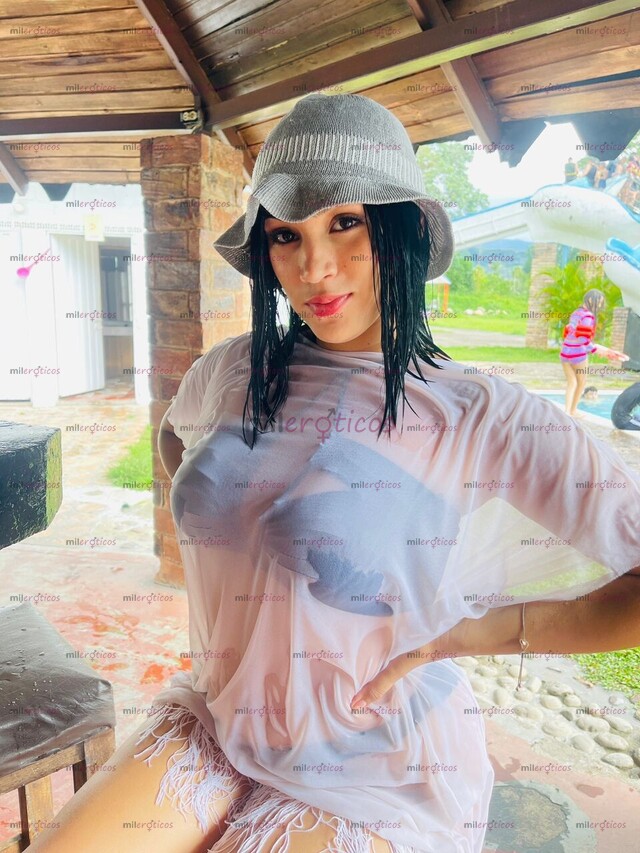 FOTOS DE DANIELA HERMOSA JOVENCITA UNIVERSITARIA SÚPER CALIENTE 24H