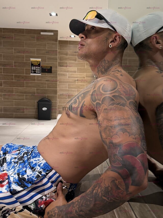 FOTOS DE BOXEADOR PROFESIONAL.EN TU CIUDAD CONTRÁTAME PARA PODER PAGAR MI CARRERA